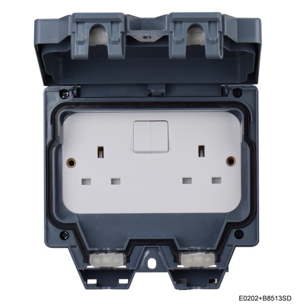 Unswitched Twin Socket 13A Water Proof