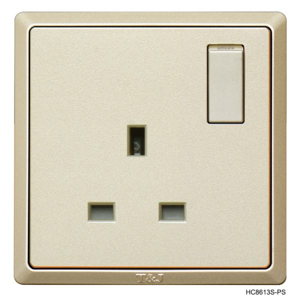 13A 1 Gang Switched Socket